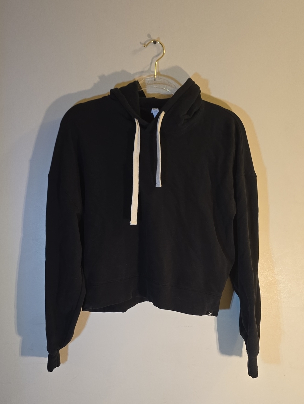 Glyder Black Cropped Hoodie Medium